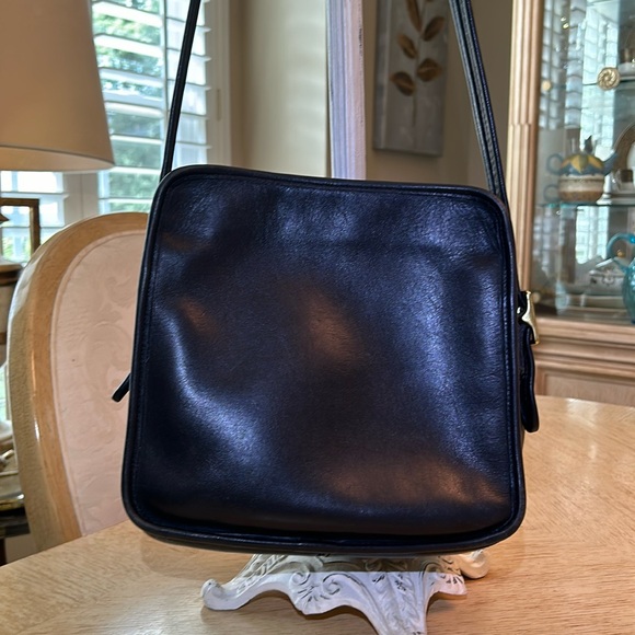 Vintage COACH Legacy Bag Number 9168 - Picture 2 of 15